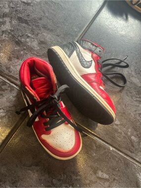 Kids Red, White & Black  Nike High-Top Sneakers